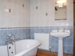 SAMUELS COTTAGE, pet friendly, country holiday cottage in Lanreath - Image 3