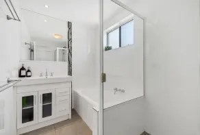 Coolum Beach 2 Bedroom Apartment with Ocean View @ Surf Dance - Image 2