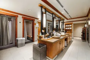 Charming Corner Condo, fireplace, spa access, two steps to Vail Village  and  Lifts - Image 4