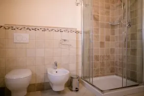 Klassisk toscansk Leopoldina omgivet af olivenlunde og solsikker. Privat swimmingpool - Image 3