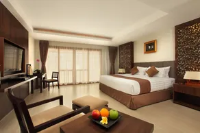 One Bedroom Villa, Private Pool, 5 minutes drive from the heart of Seminyak - Image 4
