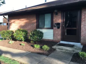 Pinewood Lawns Condominium - Image 5