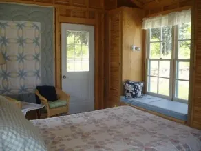 Lakeside Boat Cottage con dock sulla baia di Baddeck - Image 4