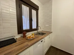 Apartment number 5 ground floor with terrace and garden - Image 4