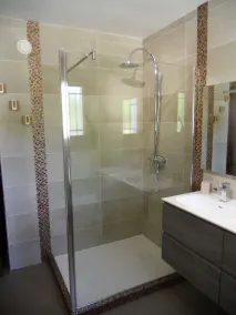 Villa med pool og udsigt på Luberon - Image 3