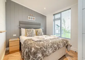Alojamiento de 3 habitaciones en Midsomer House, East Compton - Image 5