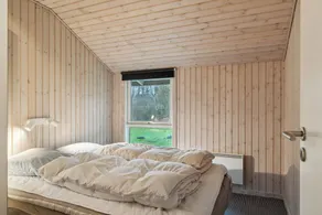 Exquisita casa vacacional apta para familias con sauna, barbacoa y jardín - Image 3