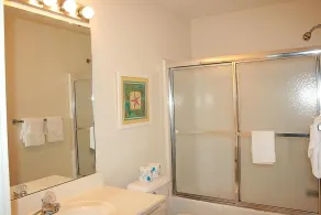 501m 1 Bedroom Condo - Image 2