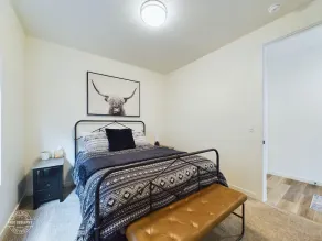 New Cozy, Modern 3-bedroom home. Close to dtwn CDA - Image 5