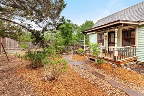 En vedette dans USA Today -Tiny Texas Maison-King Bed-Spa privatif - Image 5