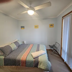 GREAT GETAWAY BY THE BEACH-HILLSVIEW PORT ELLIOTT - Image 4