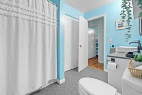 3/4 Mile to the Beach - Breakfast Included - King Beds - Family & Dog Friendly - Image 5