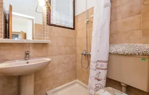 Impresionante apartamento de 2 dormitorios en. - Image 2