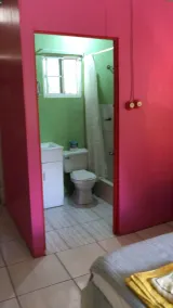 Jamaican style cabin 10 mins walk to Winifred Beach - Image 3