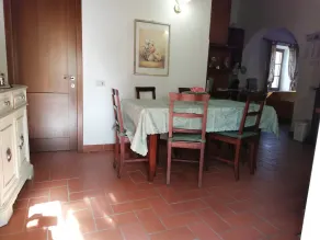 DETACHED HOUSE WITH PRIVATE GARDEN - Image 5