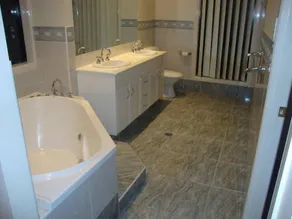 Kooroora House -Spa Bath-Pool- Table de billard - Image 2