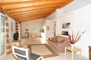 I Velieri by Theater Home, with marvellous lake view - Image 4