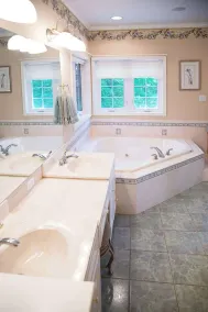 5200sf of Privacy and Comfort! - Image 2