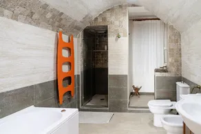Villa immersa nel verde dell Etna - Image 2