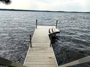 180 degree views -Watch eagles soar over Lost Land Lake from the deck - Image 2