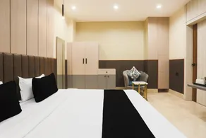 Deluxe Hotel Heritage Plaza - Image 4