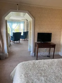 AH #25 · AH #25 King Suite w/Jacuzzi/Shower/Fridge/Micro - Image 5