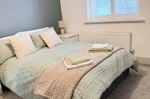 Luxury House - Sleeps 6 - near Nec Parking - Image 5
