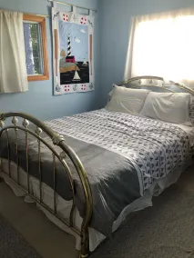Well equipped bright family cottage . Amazing swimming, fishing and boating. - Image 3