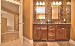Lakefront Luxury Retreat at Crystal Lake– Fire Pit• Fern hall• hiking• Game Room - Image 4