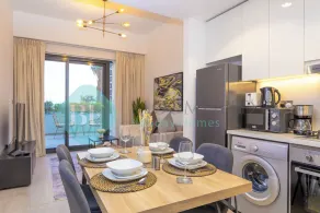 Bloomfields Stylish 1BR In Riviera - Image 3