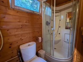 Charming 28m² Gypsy Caravan in Val de Loire, Sleeps 4, Near Castles & Bike Trails - Image 3