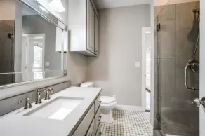 Modern Farmhouse on 7 acres w/pool, hot tub. Access Denton, pilot point, Celina, - Image 5