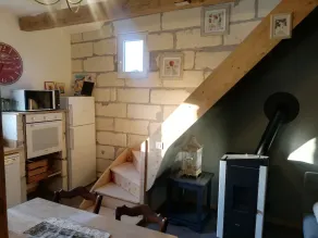 Self-contained accommodation, private grounds, jacuzzi, near Avignon, Nîmes, Arles - Image 5