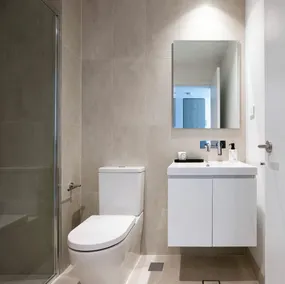 Kangaroo Point Apartment by Urban Rest - Image 5