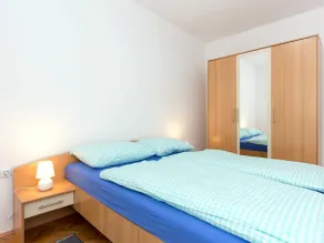 Lovely apartment for 4 people with WIFI, A/C, TV, terrace and pets allowed - Image 5