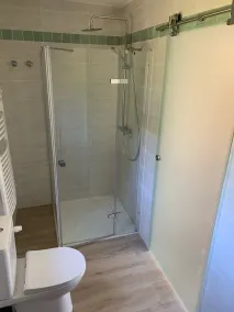 MAS DE CHARME SUR 4000m2, PISCINE PRIVEE, PLAGE A 200m, CALME\n4 CHAMBRES 4 SDB - Image 4
