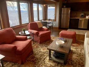 Couples Retreat with breathtaking mountain views!! - Image 5