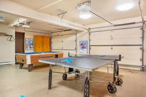 Beautifully Renovated Chalet, Private Hot Tub, Dog Friendly, Game Tables - Image 3