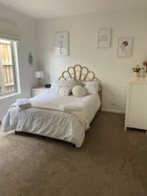 4 bedroom coastal home close to Point Lonsdale shops and Beach - Image 3