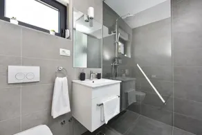 Royal Promons - heated pool - Image 3