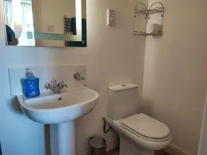 Caldey Island View - 2 Bedroom Apartment - Tenby - Image 2
