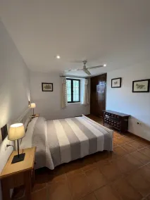 Bougainvillea Self Catering Accommodation With Fabulous Views and Enormous Pool - Image 5