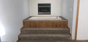 Private Downtown Apt, King Bed, Jet Bath, Fireplace, Grill, near Indiana Dunes - Image 3