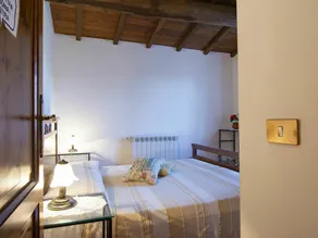 Bonito apartamento en villa para 6 personas con WIFI, piscina, TV, patio y mascotas permitida - Image 3