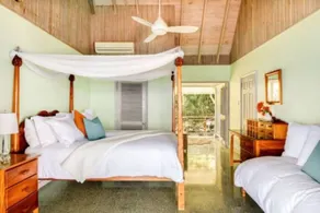 Seaside Jamaican Villa - 5 Bedrooms - Image 3