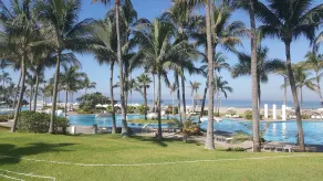 Indulge in the \"Presidential\" Lifestyle! 2 for 1 Golf,  2 for 1 Massage. - Image 4
