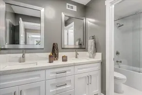 Ocean view, Brand new 3000 sq-ft  modern home - Image 4