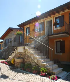Residence Garden: Three-room apartment with balcony and lake view - Image 5