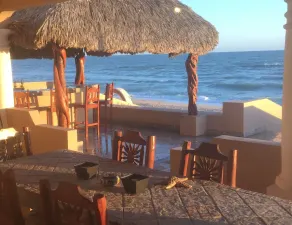ALL 4 Master Bedrooms Are Beachfront with King Beds, Remodeled in 2021 - Image 4