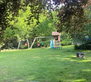Weybridge Lake House - Image 2